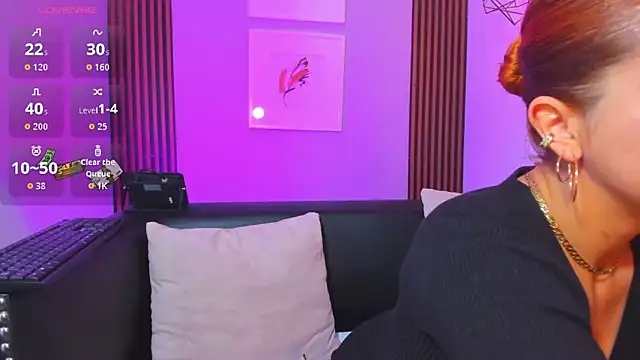 Nahiajhonson  online show from 03.14.26