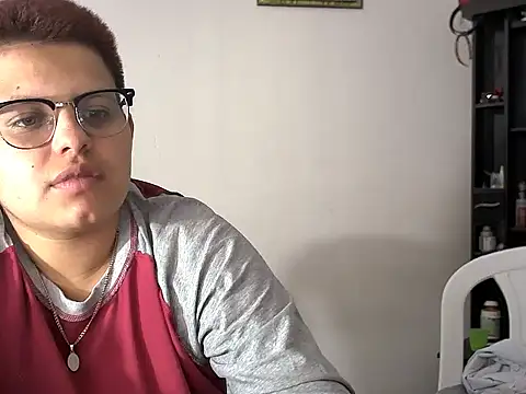 Snapshot of tatsumi_nao chatting on 01.04.25 tatsumi nao online show from 01.04.25