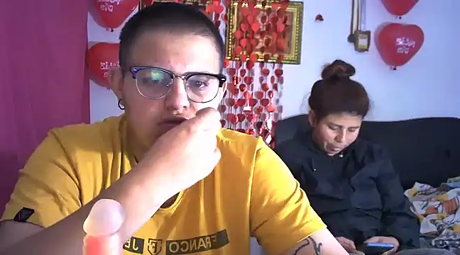 Snapshot of tatsumi_nao chatting on 02.15.25 tatsumi nao online show from 02.15.25