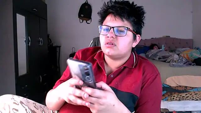 tatsumi nao online show from 12.14.25