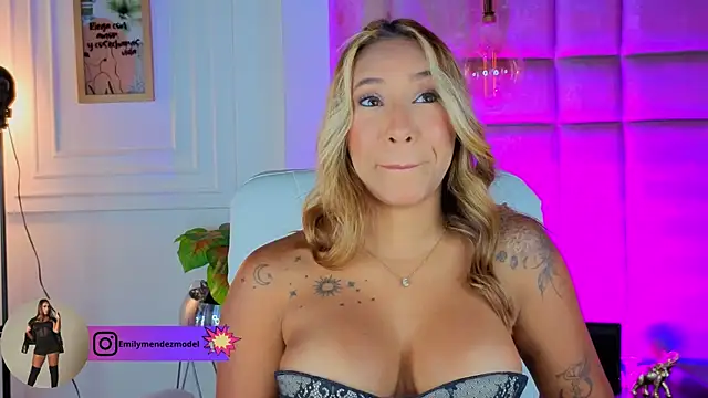 AlessiaLondon online show from 07.13.26