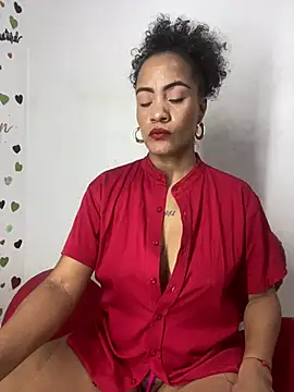 AdelaHaneix online show from 03.08.26