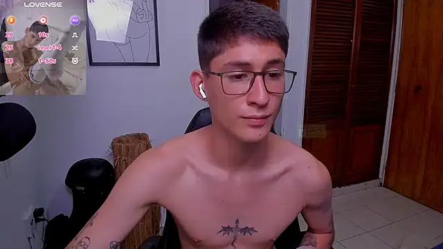 Snapshot of Jaack_str chatting on 02.19.25 Jaack str online show from 02.19.25