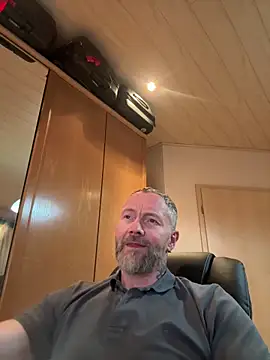 Snapshot of Rockburg chatting on 04.09.26 Rockburg online show from 04.09.26