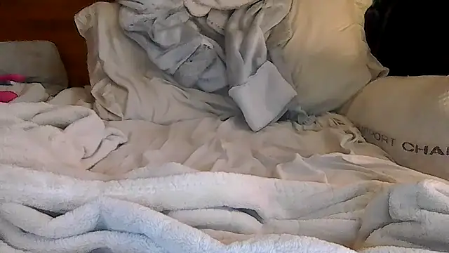 indie-rayne online show from 03.25.26