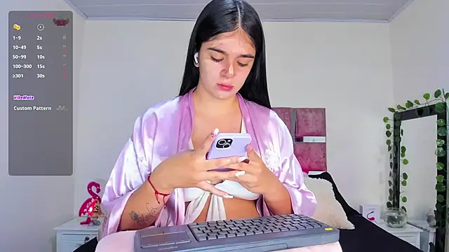 AmyWesley online show from 02.18.25