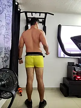 Snapshot of LatinMar chatting on 03.17.25 LatinMar online show from 03.17.25