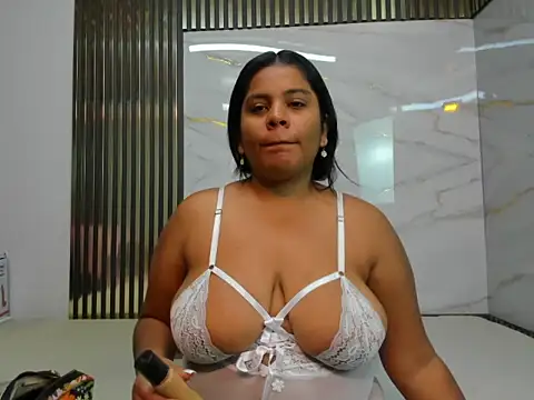 Sam-Evans-hot online show from 10.16.25