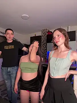 Snapshot of samantha_kevin chatting on 02.04.26 samantha kevin online show from 02.04.26