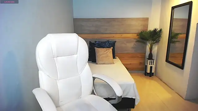 liseth fox online show from 02.06.25