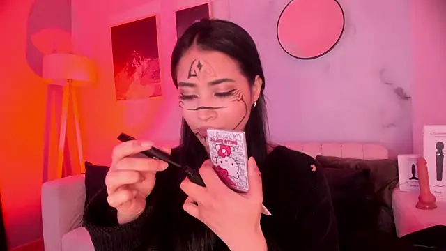 lara madisson online show from 10.30.25