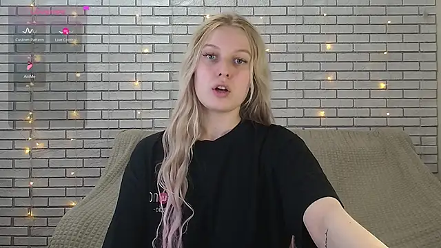 EmiliaDuchess online show from 12.10.24