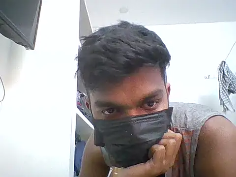 Snapshot of Bangalore_boy29 chatting on 11.17.25 Bangalore boy29 online show from 11.17.25