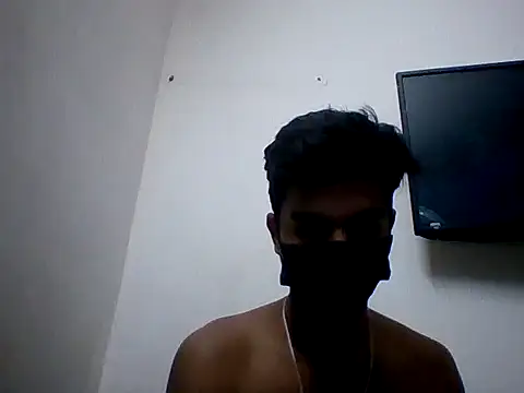 Snapshot of Bangalore_boy29 chatting on 12.21.25 Bangalore boy29 online show from 12.21.25