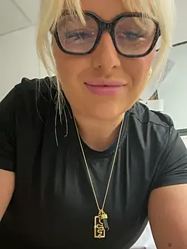 Snapshot of Arabellalee23 chatting on 01.26.25 Arabellalee23 online show from 01.26.25