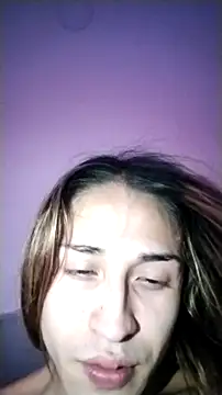 parejacaliente20154 online show from 04.18.26