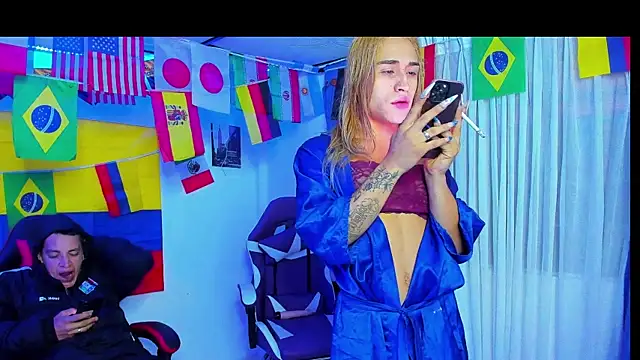 parejacaliente20154 online show from 07.05.26
