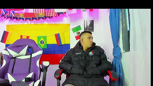 parejacaliente20154 online show from 07.10.26