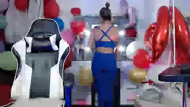 sexy bunny hot online show from 02.25.25