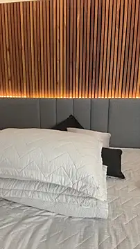 EmiilyAdams  online show from 03.13.26