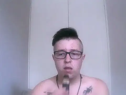 bisexualboy05 online show from 02.23.26