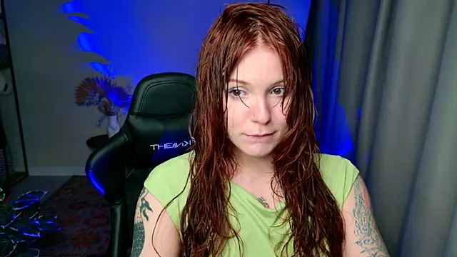 Snapshot of Elsie_Ginger chatting on 07.06.26 Elsie Ginger online show from 07.06.26