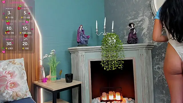 NayeCloud online show from 10.25.25