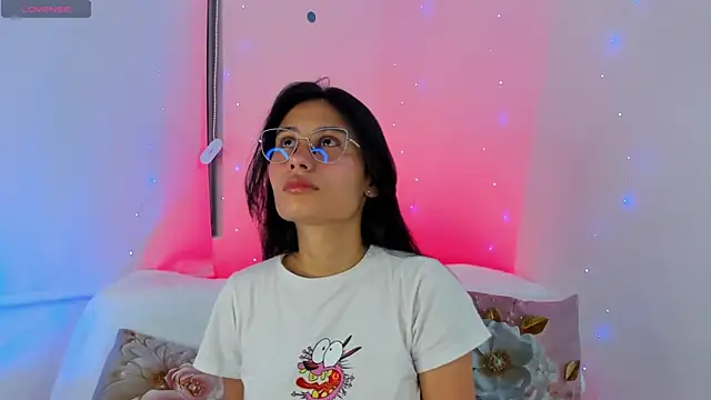 NayeCloud online show from 03.01.26