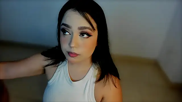 Snapshot of ValeryySoto_ chatting on 12.19.24 ValeryySoto online show from 12.19.24