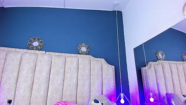 Snapshot of ShanelWest chatting on 01.26.25 ShanelWest online show from 01.26.25