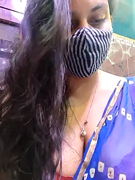 HaaniKaur online show from 01.15.25