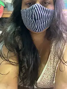 HaaniKaur online show from 03.03.25