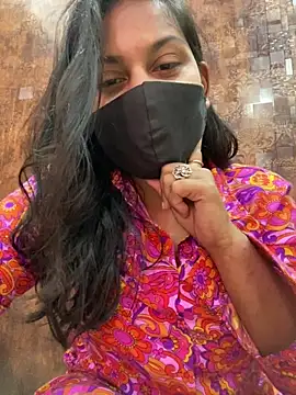 HaaniKaur online show from 02.02.26