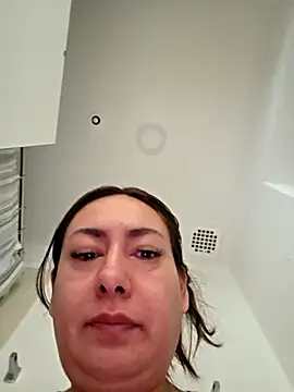 xLadyScarlettx online show from 04.17.26