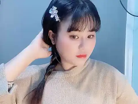 Snapshot of LiLi-Kirix99 chatting on 10.30.25 LiLi-Kirix99 online show from 10.30.25