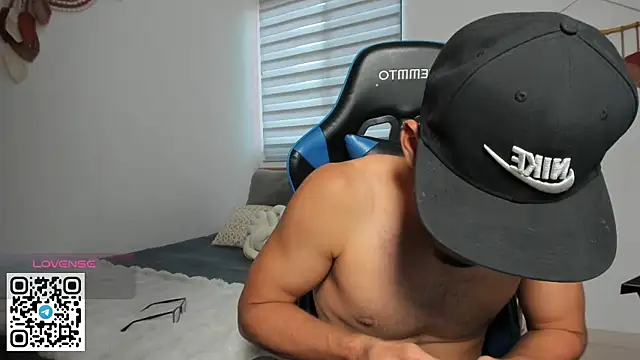 Snapshot of mateoleonee chatting on 01.17.26 mateoleonee online show from 01.17.26