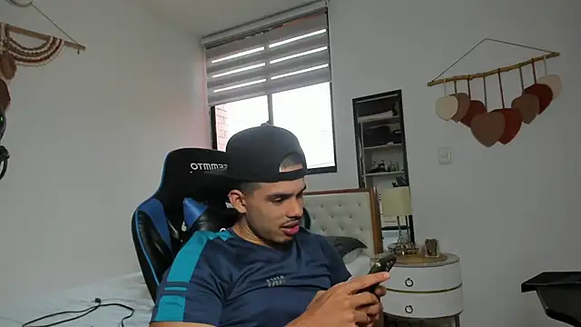 mateoleonee online show from 03.14.26