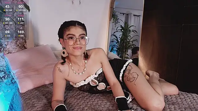 AmberMoss  online show from 07.11.26