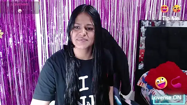 SweetAlmaa online show from 03.01.26