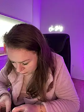 Fancy-Francy online show from 02.20.25