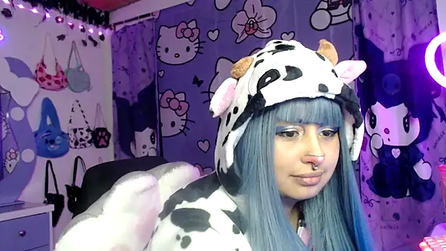 Snapshot of lussyevans24 chatting on 09.24.25 lussyevans24 online show from 09.24.25