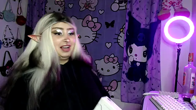 Snapshot of lussyevans24 chatting on 02.05.26 lussyevans24 online show from 02.05.26