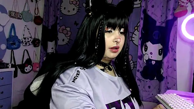 Snapshot of lussyevans24 chatting on 02.07.26 lussyevans24 online show from 02.07.26