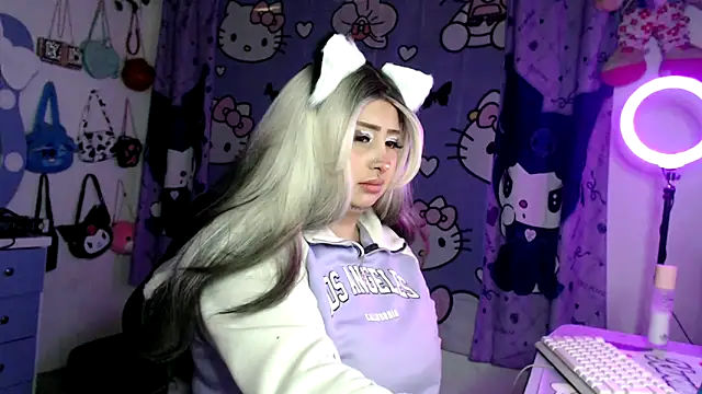 Snapshot of lussyevans24 chatting on 02.11.26 lussyevans24 online show from 02.11.26