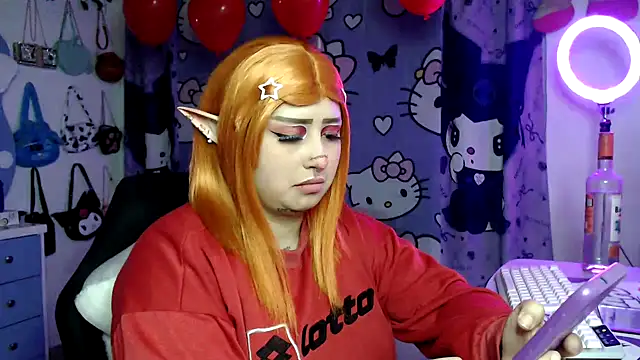 Snapshot of lussyevans24 chatting on 02.19.26 lussyevans24 online show from 02.19.26