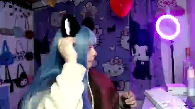 Snapshot of lussyevans24 chatting on 02.23.26 lussyevans24 online show from 02.23.26