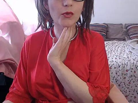 Snapshot of SofieStarlet chatting on 06.15.26 SofieStarlet online show from 06.15.26