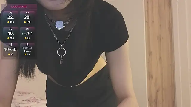 Snapshot of fairy_di chatting on 09.28.25 fairy di online show from 09.28.25