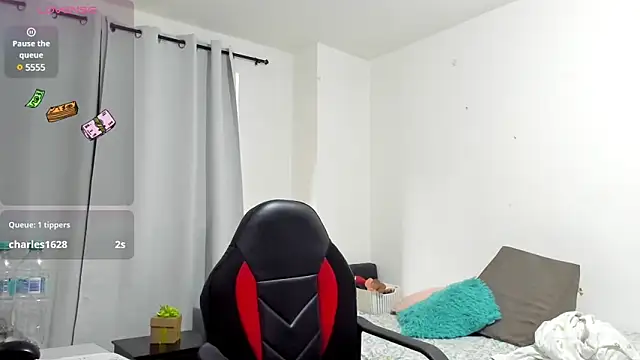 Sanddi milff online show from 03.18.25