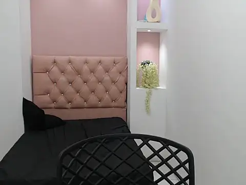 Dona Tela online show from 10.01.25